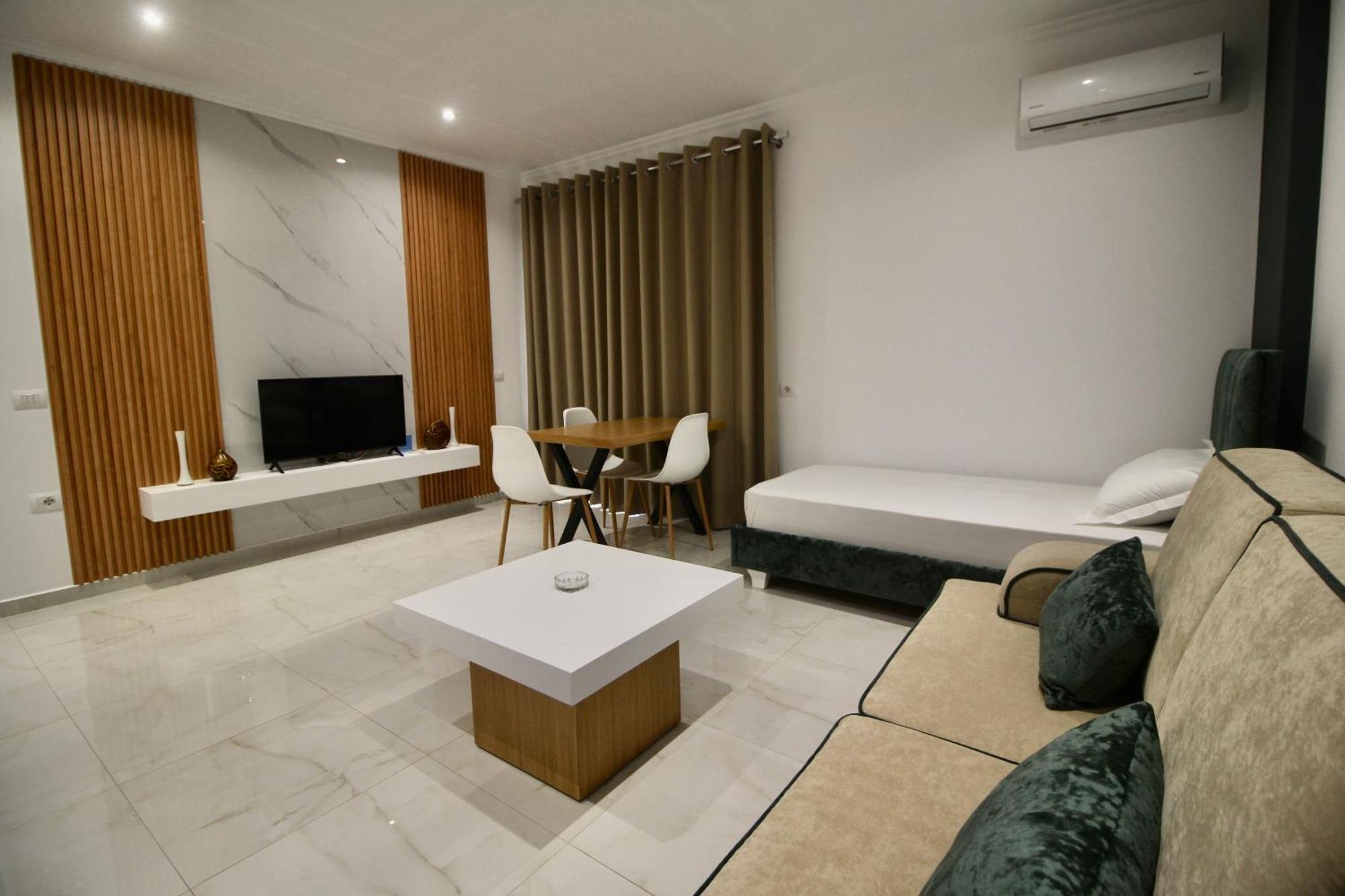 Sela Apartments Sarandë Buitenkant foto