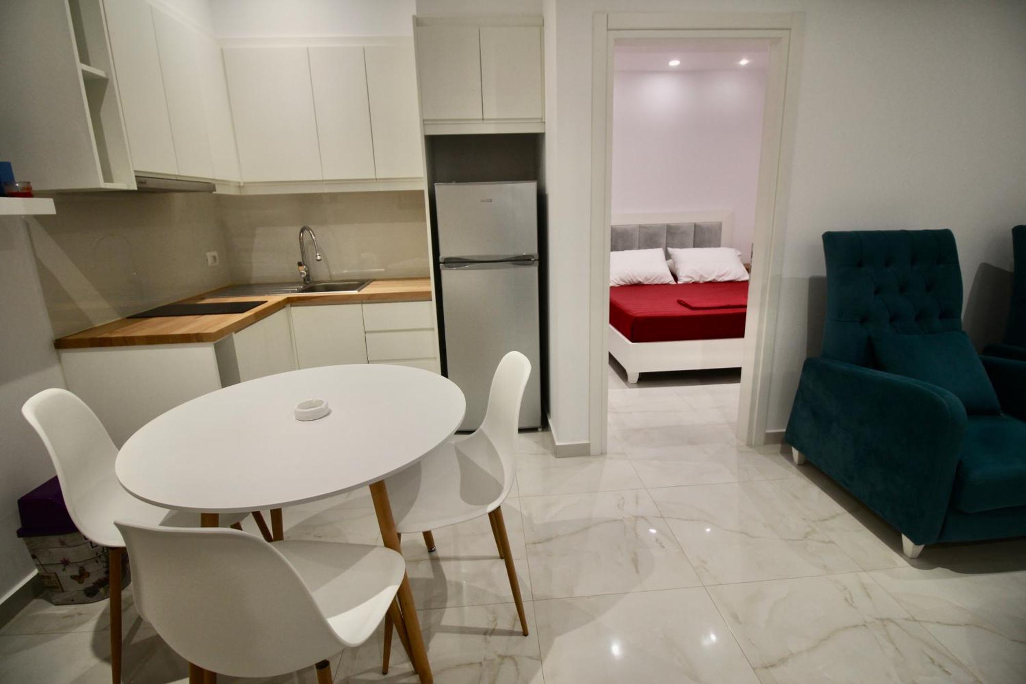 Sela Apartments Sarandë Buitenkant foto