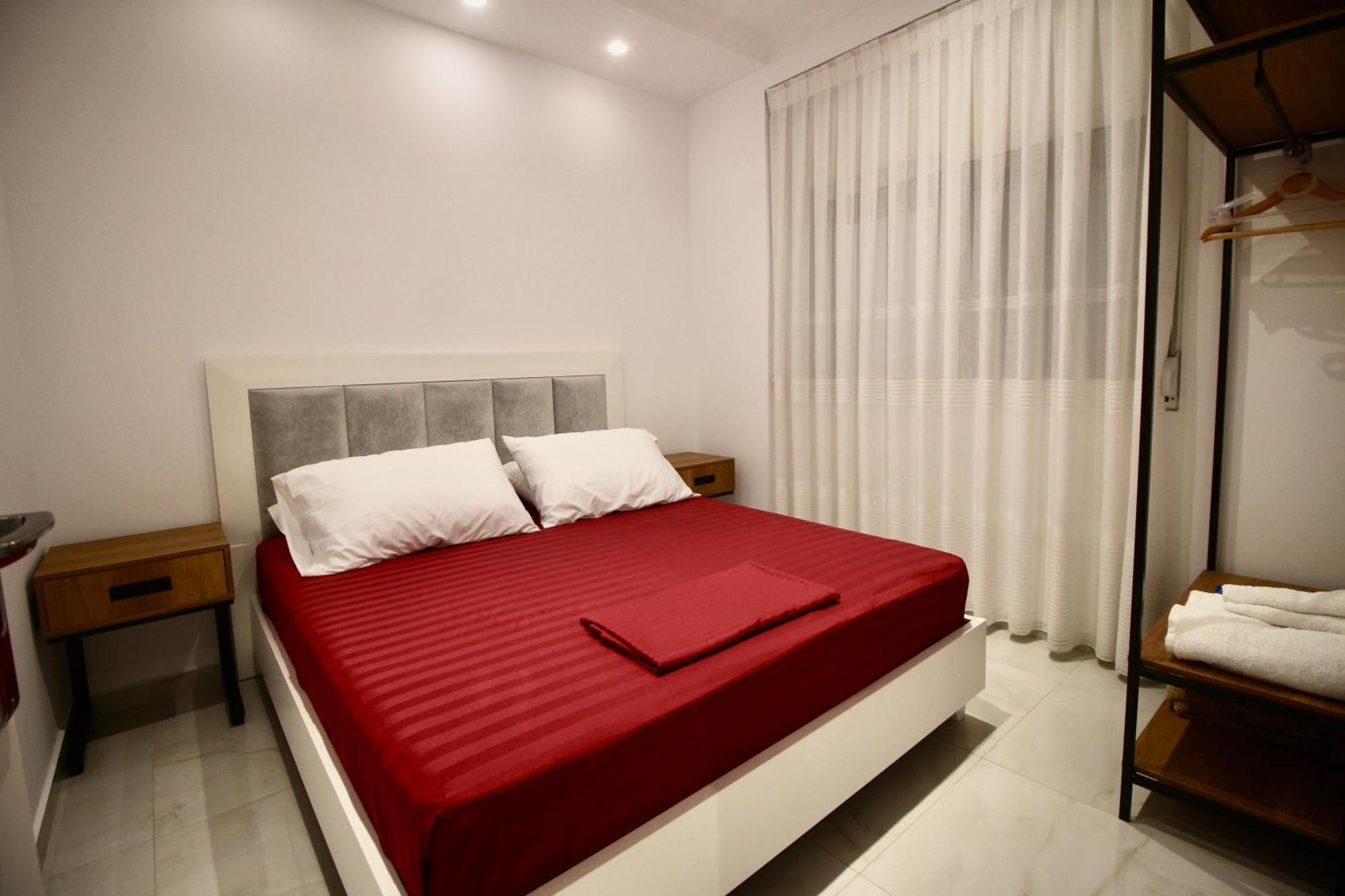Sela Apartments Sarandë Buitenkant foto