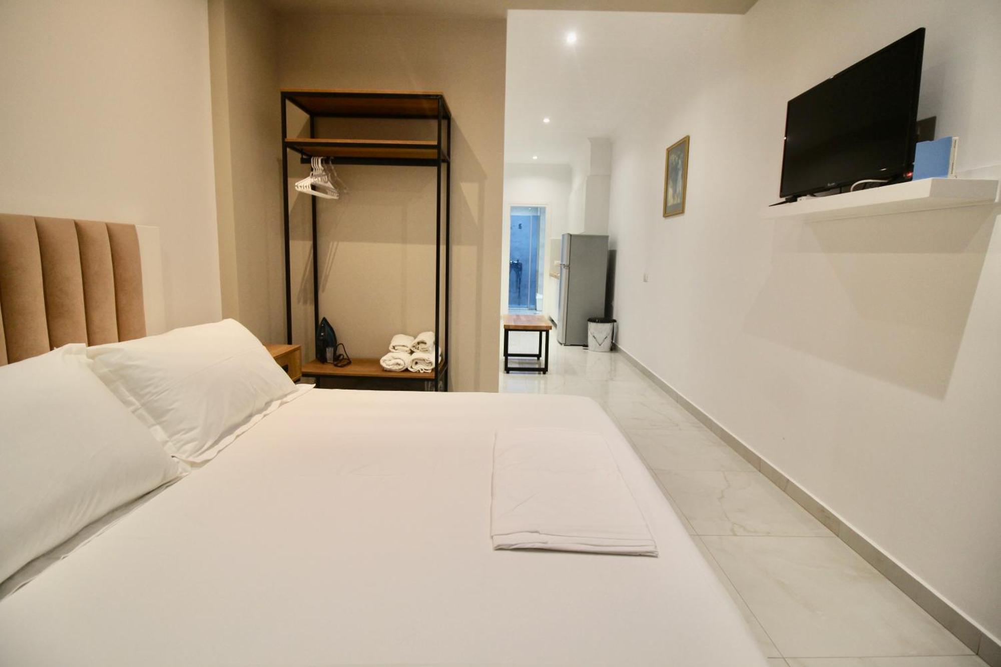 Sela Apartments Sarandë Buitenkant foto